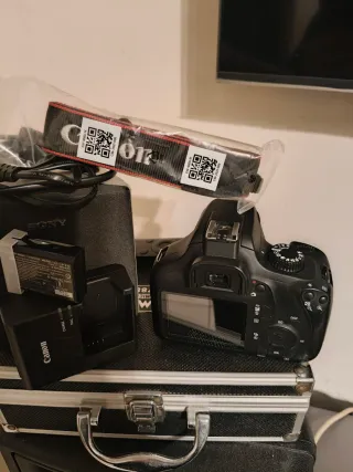 Canon EOS 4000D corpo macchina reflex