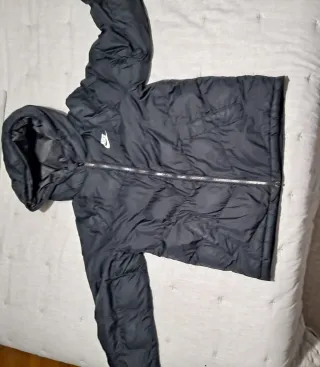 Chaqueta Nike niño negra talla xl de 158 a 170 cm