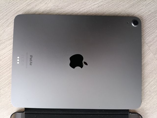iPad Air 5 M1 64GB