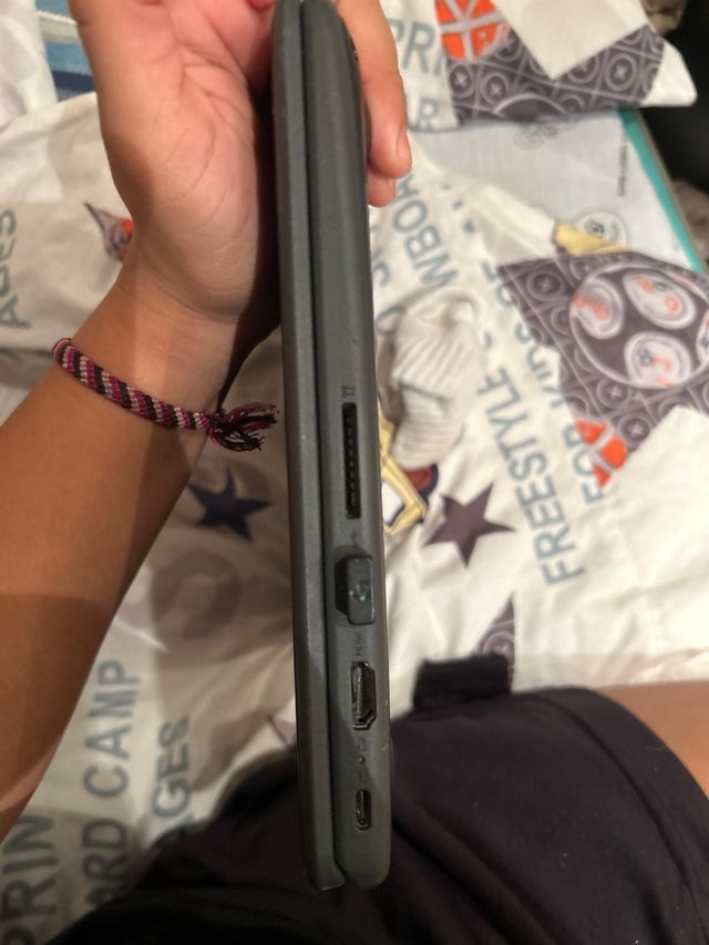 Chromebook Lenovo 300e 81H0