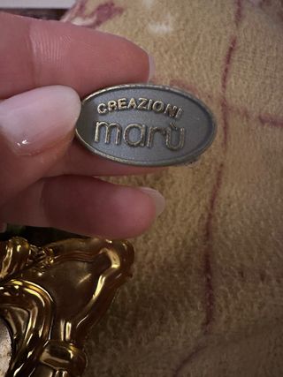 Spilla vintage con pietra verde e oro