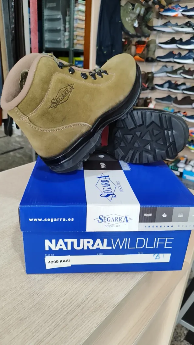 Bota Segarra Natural Wildlif 4200 Kaki Talla 39-47