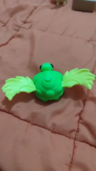 Tortuga con Alas Juguete Adopt Me McDonald's