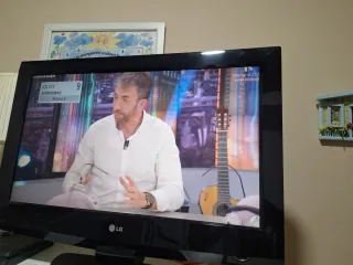 Televisor LG Negro precio negociable