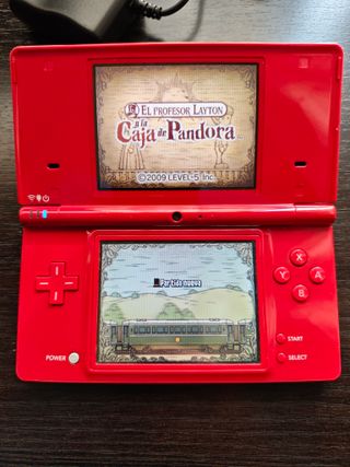 Nintendo DSi con juegos