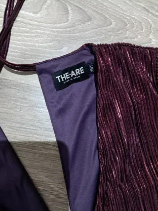 Vestido fiesta The Are, lame  burdeos talla S-XS