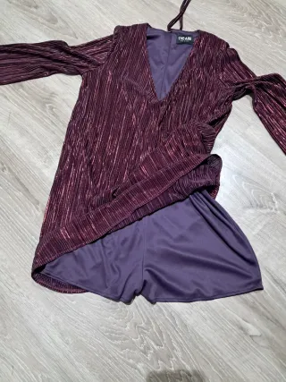 Vestido fiesta The Are, lame  burdeos talla S-XS