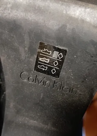 Botas altas negras con cremallera