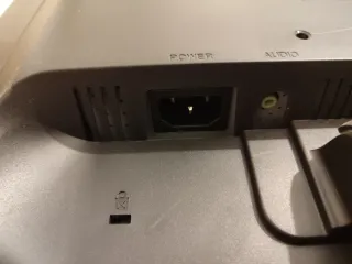 Monitor Honoh L-2239W