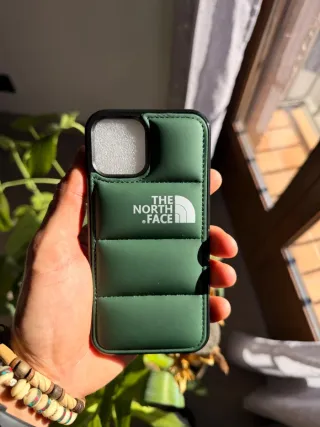 Funda iPhone The North Face acolchada