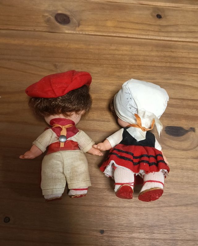 Pareja Muñecos Antiguos Traje Regional