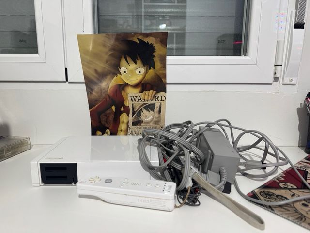 Consola Wii Blanca + Mando + Cargador