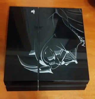 PS4 (PlayStation 4) 1TB Darth Vader + mando
