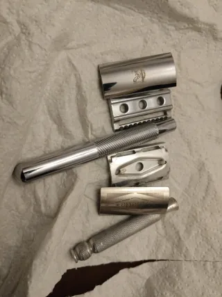 2 Rasoio di sicurezza Gillette