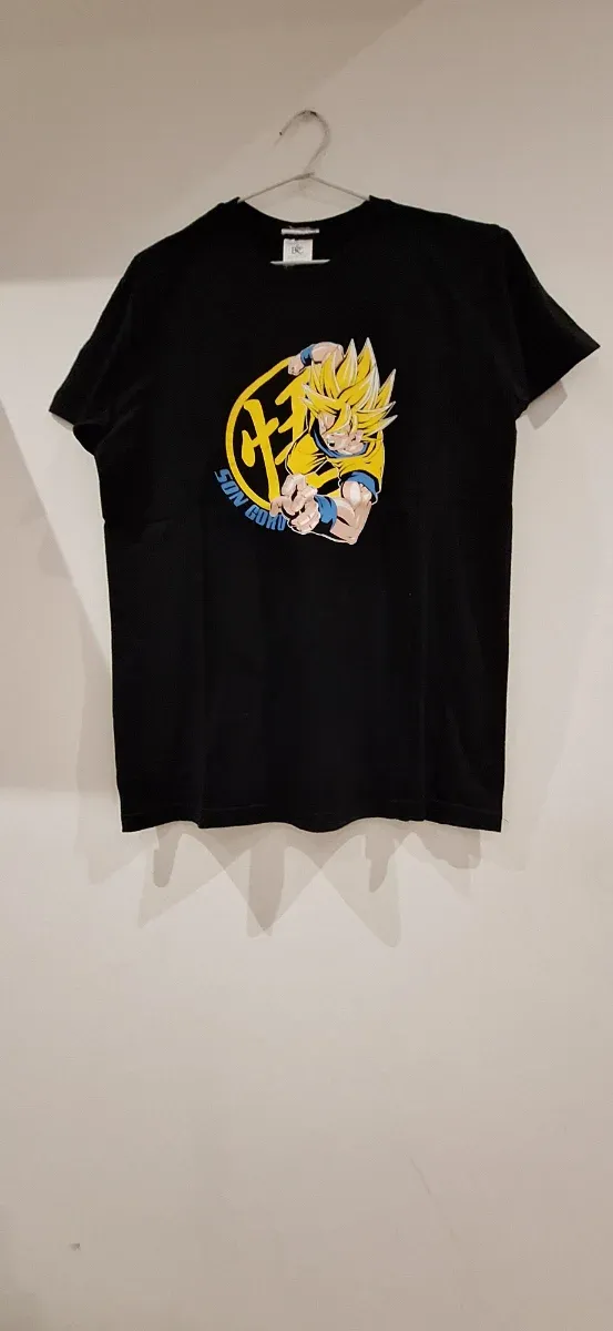Camiseta Negra Son Goku Dragon Ball