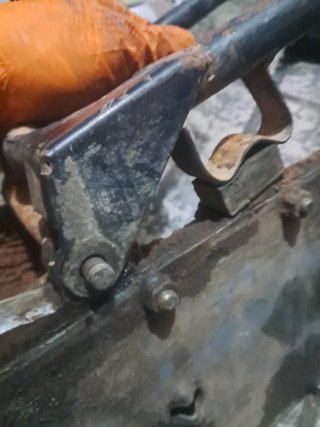 Despiece moto: asiento, guardabarros, motor