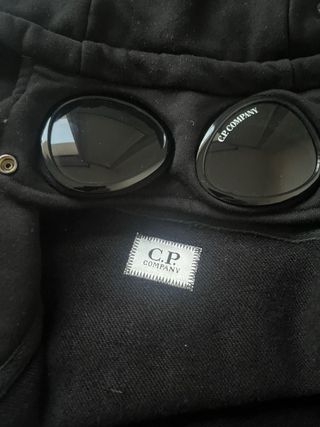 Sudadera CP Company Negra con Gafas