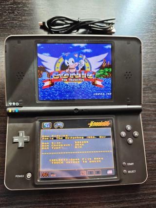 Nintendo DSi XL con juegos