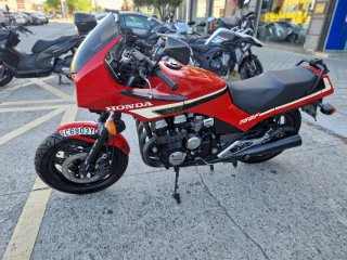 Honda CB750f