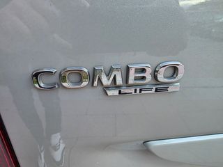 Opel Combo Life 2019 Innovation 130CV Auto 5 Plz