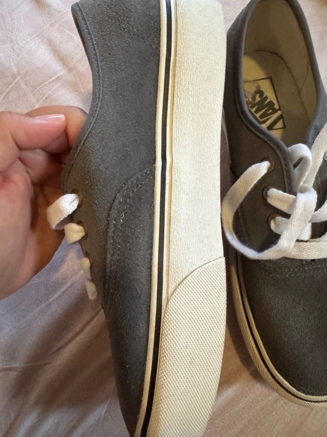 Vans Authentic Suede Gris