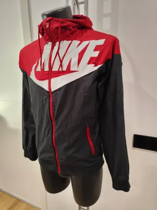 Chaqueta Nike Windrunner GX 1 - Negra/Roja Talla S