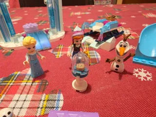 Lego Disney 43194 Castello di Ghiaccio