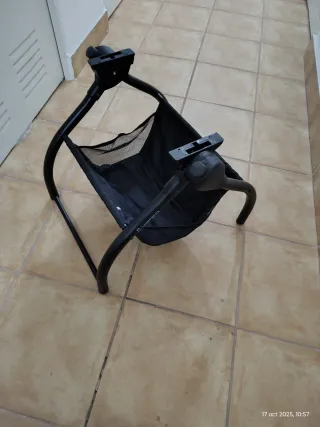 Vizaro: Chasis con Capazo, silla  y Patas Fijas