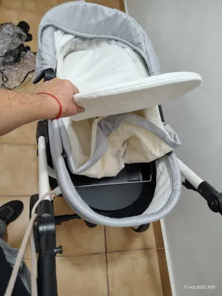 Vizaro: Chasis con Capazo, silla  y Patas Fijas