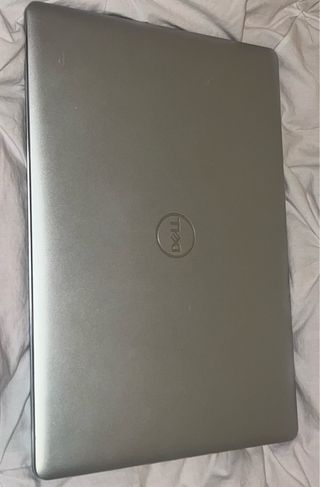 Portátil Dell Inspiron i7 10ª Gen SSD (con caja)