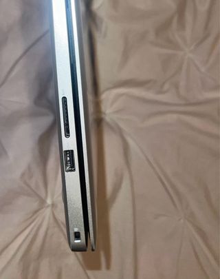 Portátil Dell Inspiron i7 10ª Gen SSD (con caja)