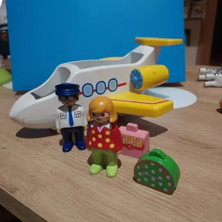Playmobil 123 Avión con figuras y maletas