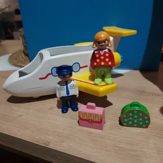 Playmobil 123 Avión con figuras y maletas