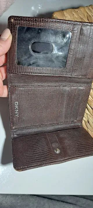 Monedero DKNY Marrón