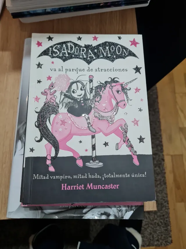 Isadora Moon va al parque de atracciones / Isad...
