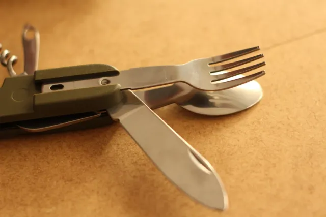 Vajilla multiherramientas.