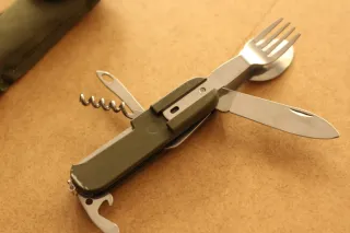 Vajilla multiherramientas.