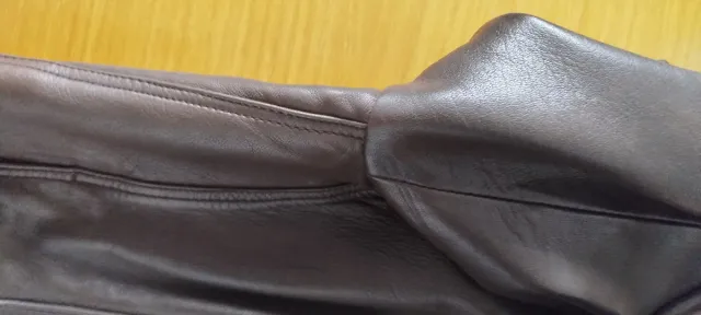 Giubbotto donna in pelle marrone marca ceralacca