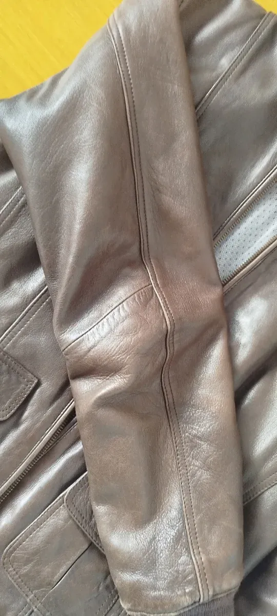 Giubbotto donna in pelle marrone marca ceralacca