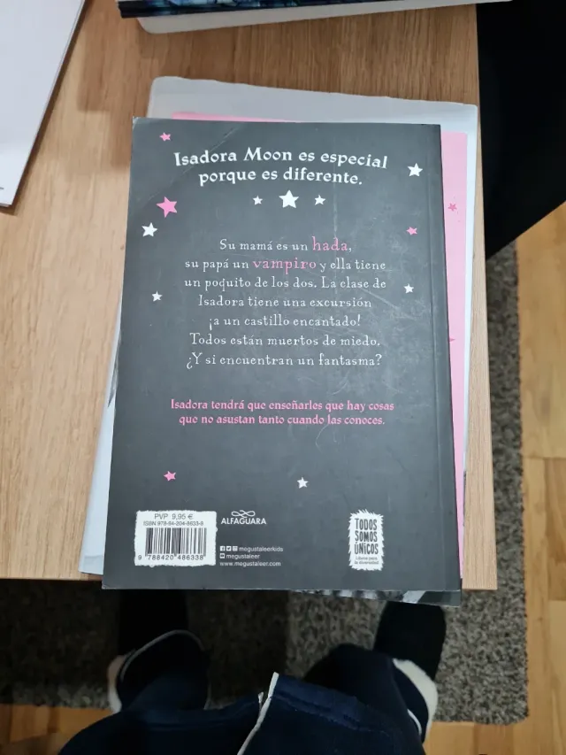 Los líos de Annabel Craven: Fantasmas vs Populares