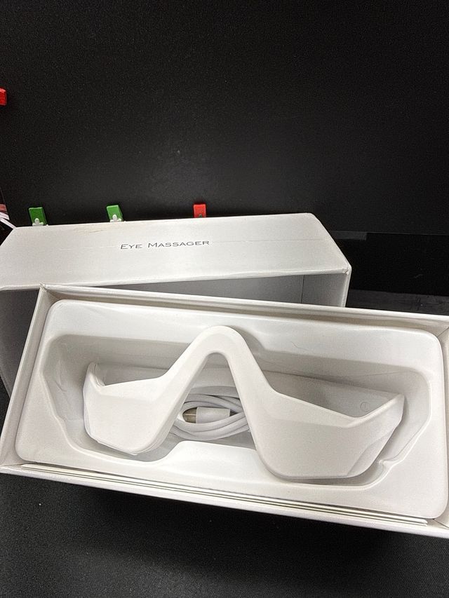 Masajeador de Ojos Blanco