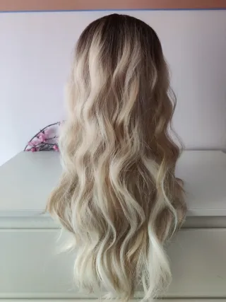 Peluca Rubia Larga Ondulada Ombre Balayage