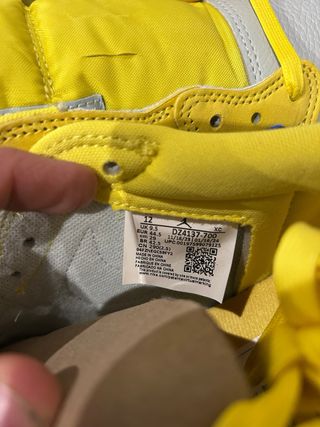 Jordan 1 Low OG Travis Scott Canary