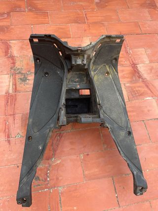 Posa pies Yamaha Aerox