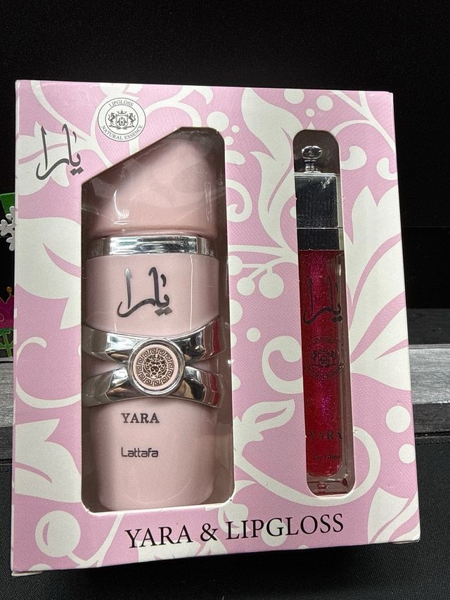 Perfume Yara Lattafa y Lipgloss Set