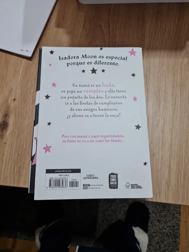Isadora Moon celebra su cumpleaños / Isadora Mo...