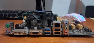 Placa Base Asus H81M-K + Intel i7 4790