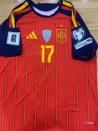 Facebook Ropa deportiva Drk