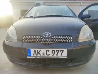 Toyota Yaris 2000