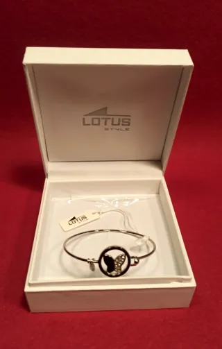 Pulsera acero mariposa -brillantes, marca LOTUS